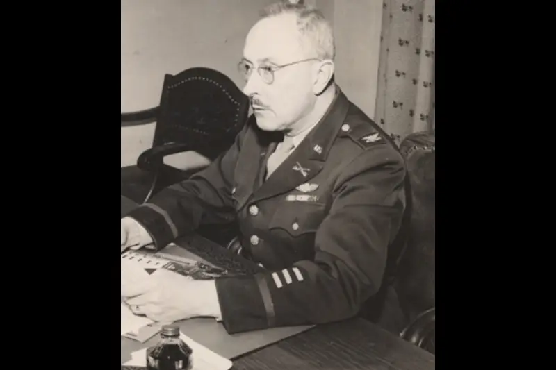 Burton C. Andrus - ABD Ordusu Subayı