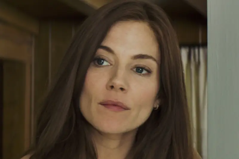 Sienna Miller as Taya Kyle